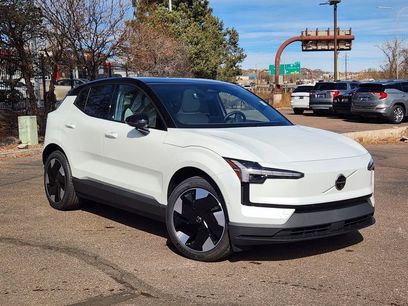 New 2026 Volvo EX30 Ultra w/ Climate Package