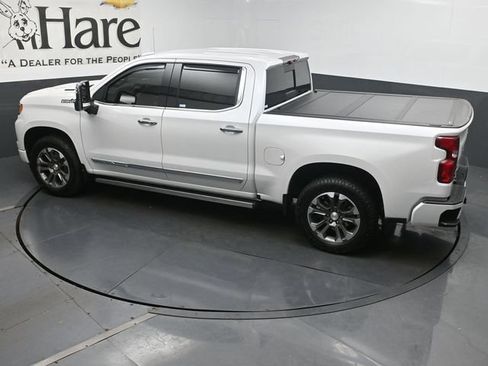 Used 2023 Chevrolet Silverado 1500 High Country w/ Technology Package AWD/4WD image 42