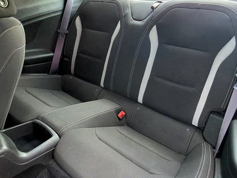 Used 2017 Chevrolet Camaro LT RWD image 41