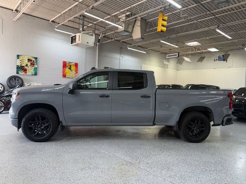 Used 2024 Chevrolet Silverado 1500 Custom AWD/4WD image 2