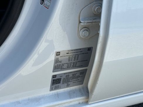 Used 2024 GMC Sierra 1500 SLT image 53