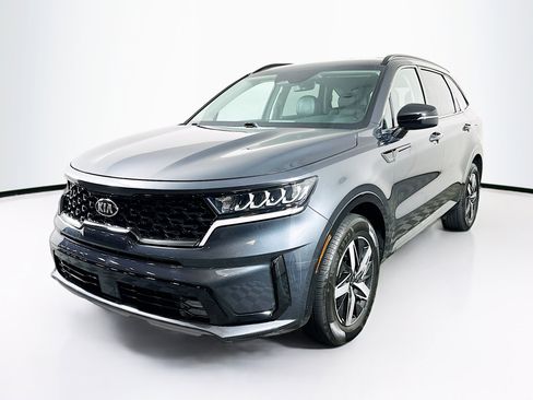 Used 2021 Kia Sorento EX FWD image 3