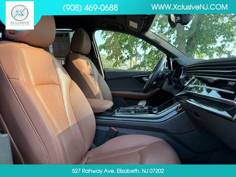 Used 2020 Audi Q7 3.0T Prestige w/ Prestige Package AWD/4WD image 23