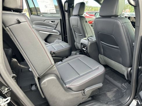 New 2026 Chevrolet Traverse Z71 w/ Enhanced Driving Package image 21