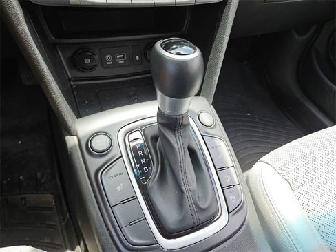 Used 2021 Hyundai Kona Ultimate image 19