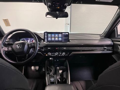 Used 2025 Honda Accord Sport image 20