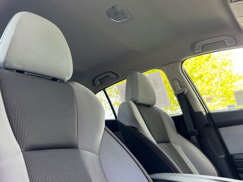 Used 2019 Subaru Crosstrek 2.0i Premium w/ Popular Package #2 AWD/4WD image 17