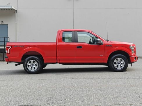 Used 2017 Ford F150 XL w/ Equipment Group 101A Mid AWD/4WD image 3