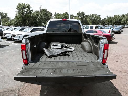 Used 2022 Ford F250 Lariat w/ Lariat Ultimate Package AWD/4WD image 50