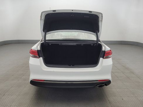 Used 2016 Kia Optima EX image 29