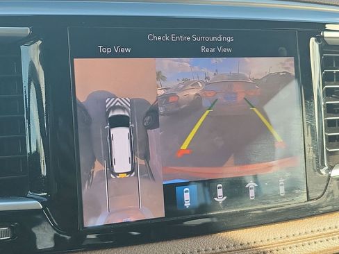 Used 2018 Chrysler Pacifica Limited w/ Advanced Safetytec Group image 21