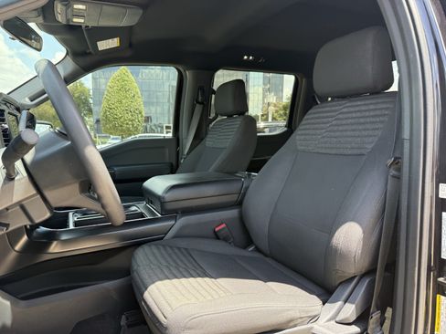 Used 2022 Ford F150 XL w/ STX Appearance Package RWD image 9