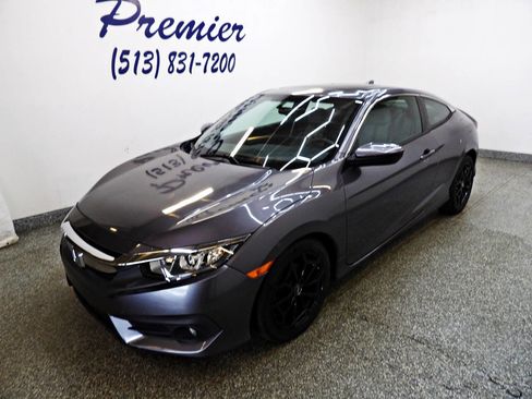 Used 2017 Honda Civic EX-T image 1