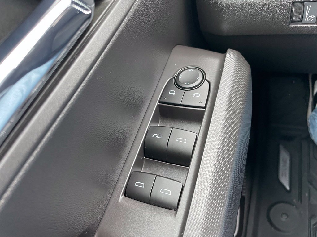 Used 2023 GMC Canyon Elevation w/ Elevation Premium Package AWD/4WD image 22