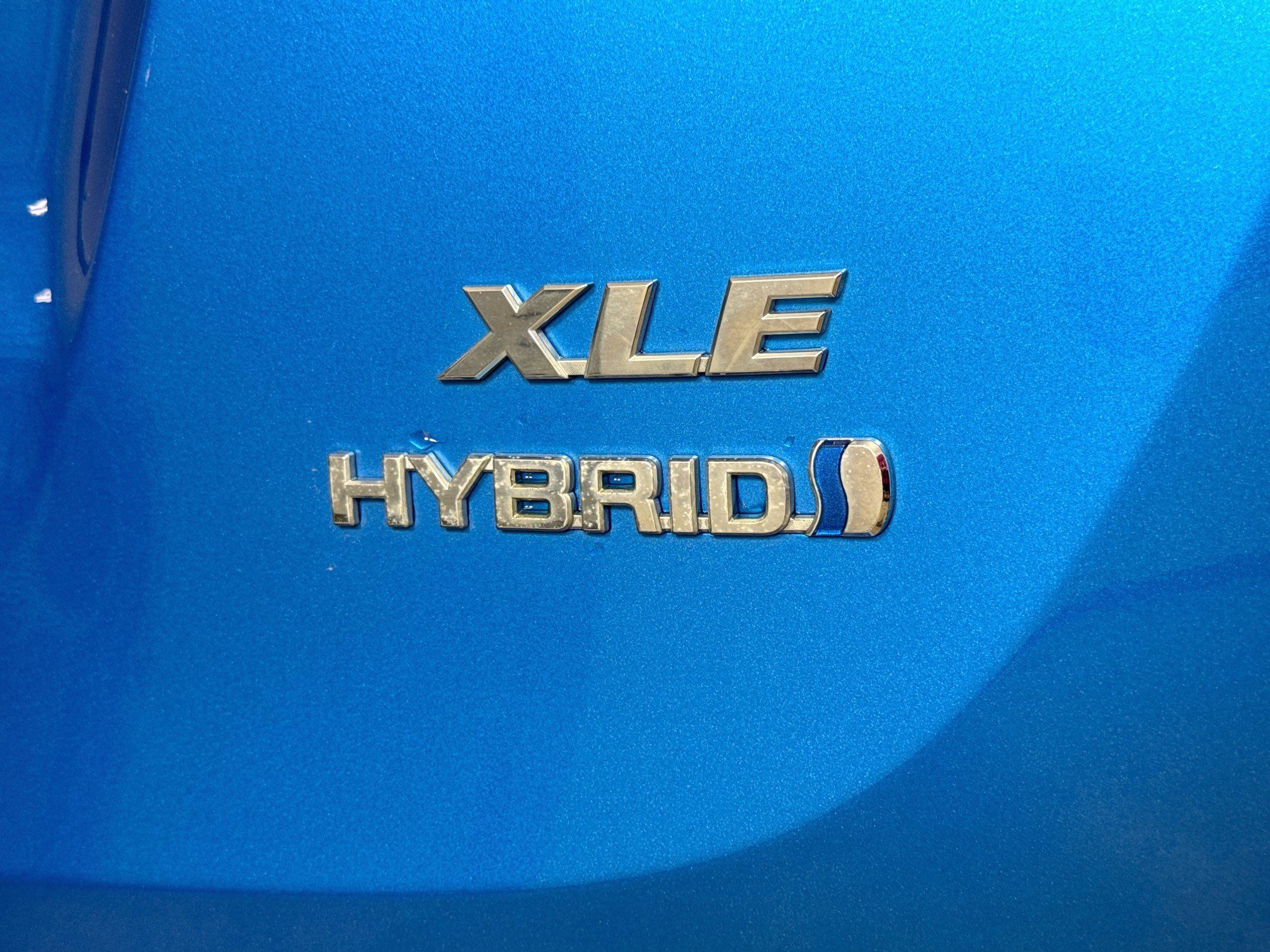 Certified 2018 Toyota RAV4 XLE AWD/4WD image 27