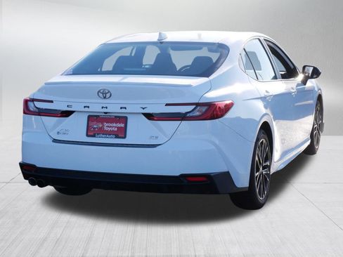 Certified 2025 Toyota Camry SE w/ Convenience Package image 6