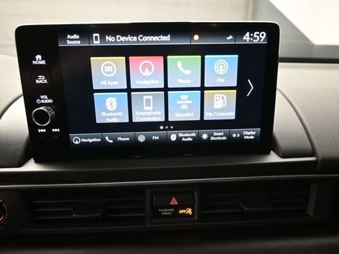 Certified 2023 Honda Pilot Touring image 2