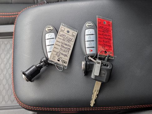 Used 2025 Nissan Frontier PRO-4X w/ Interior Protection Package AWD/4WD image 34