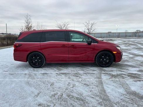 New 2026 Honda Odyssey Sport-L image 10