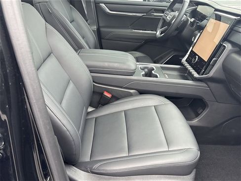 Used 2024 GMC Acadia Elevation w/ Black Edition image 29