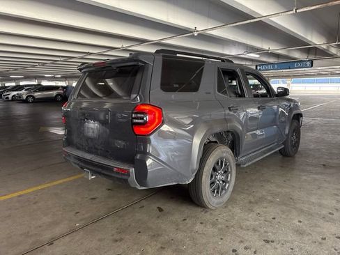 Used 2025 Toyota 4Runner SR5 AWD/4WD image 3