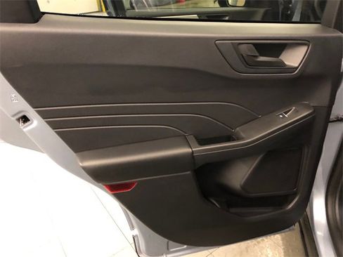 Used 2022 Ford Escape SE w/ Convenience Package image 27