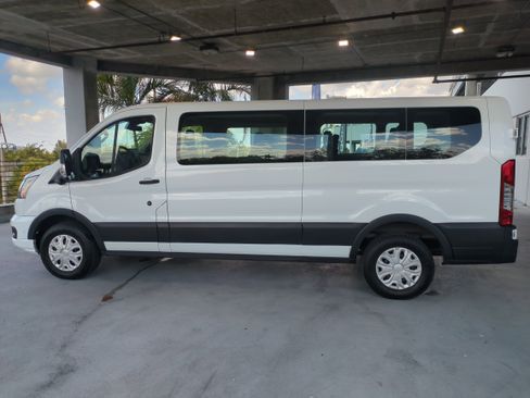 Used 2023 Ford Transit 350 XLT image 8