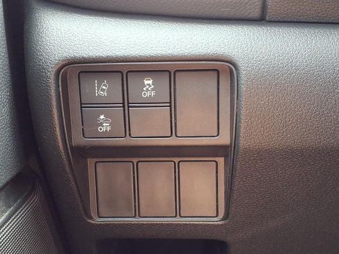 Used 2021 Honda CR-V LX image 25