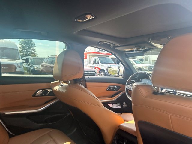 Used 2020 BMW 330i xDrive Sedan w/ Premium Package AWD/4WD image 13