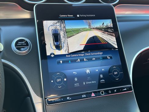 Used 2024 Mercedes-Benz GLC 300 300 image 25