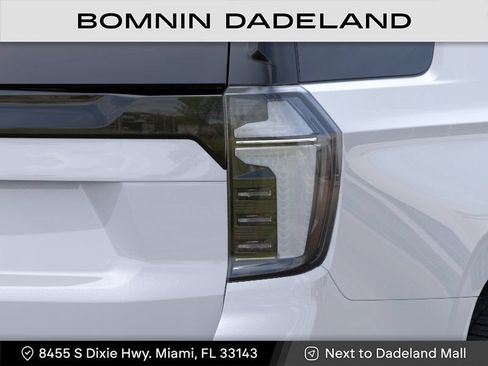 New 2026 Chevrolet Tahoe High Country AWD/4WD image 11