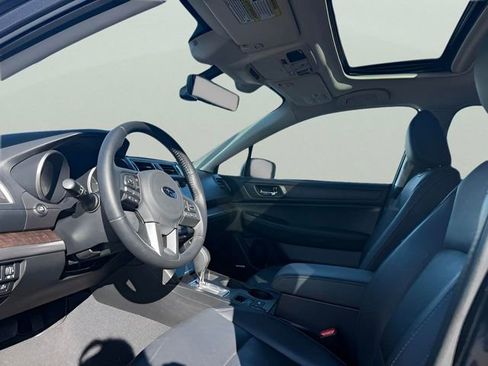 Used 2017 Subaru Outback 2.5i Limited image 14