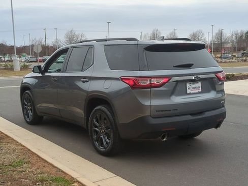 Used 2021 Chevrolet Traverse RS image 11