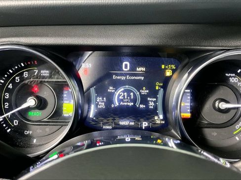 Used 2023 Jeep Wrangler Unlimited Sahara w/ Cold Weather Group AWD/4WD image 20