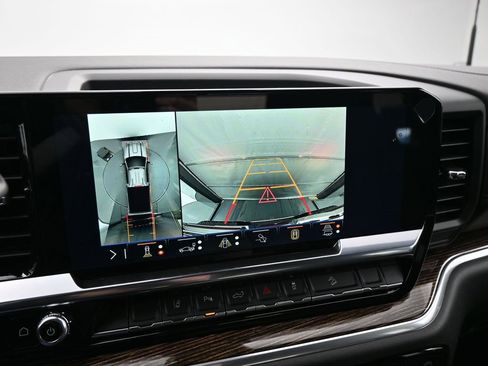 New 2026 GMC Sierra 3500 SLE w/ SLE Value Package image 15