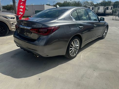 Used 2021 INFINITI Q50 Luxe image 9