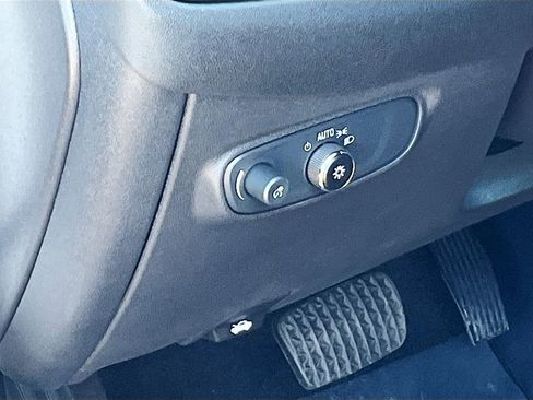 Used 2024 Chevrolet Equinox RS image 10