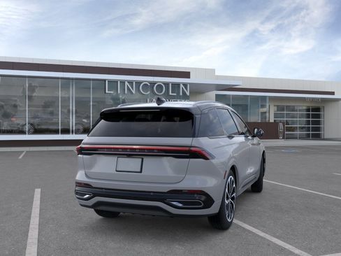 New 2026 Lincoln Nautilus Reserve AWD/4WD image 8