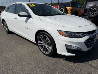Used 2024 Chevrolet Malibu LT