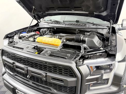 Used 2018 Ford F150 Raptor w/ Equipment Group 802A Luxury AWD/4WD image 20