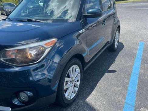 Used 2018 Kia Soul + w/ Audio Package FWD image 1