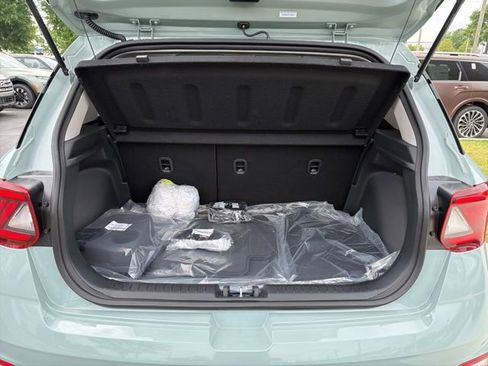 New 2026 Hyundai Venue SE FWD image 7