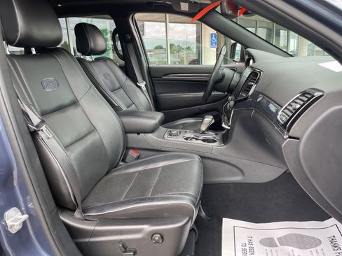 Used 2020 Jeep Grand Cherokee Overland AWD/4WD image 16