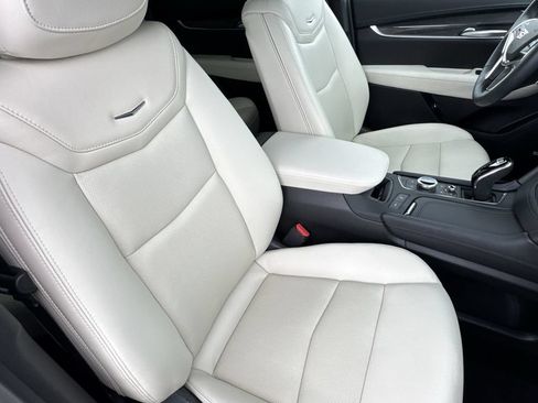 Used 2026 Cadillac XT5 Sportv w/ LPO, Floor Liner Package AWD/4WD image 29