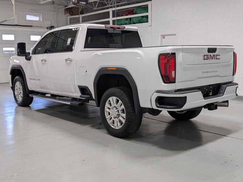 Used 2023 GMC Sierra 3500 Denali w/ Denali Ultimate Package image 9