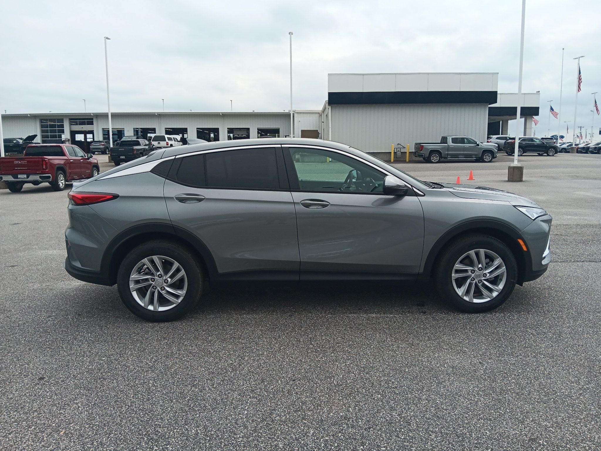 New 2026 Buick Envista Sport Touring w/ Convenience I Package FWD image 4
