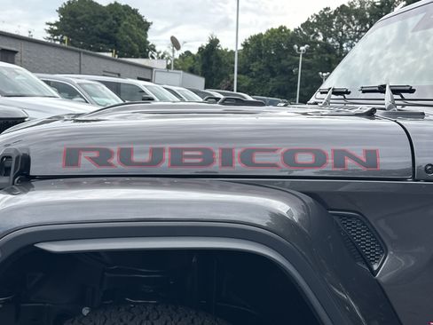 Used 2025 Jeep Wrangler Unlimited Rubicon AWD/4WD image 14