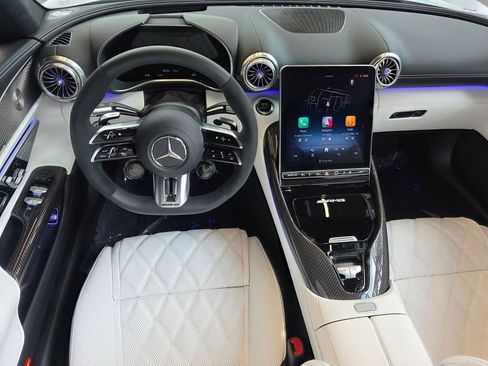 New 2026 Mercedes-Benz SL 63 AMG S e Performance 4MATIC image 10