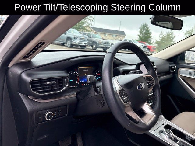 Used 2023 Ford Explorer Limited w/ Equipment Group 301A AWD/4WD image 8