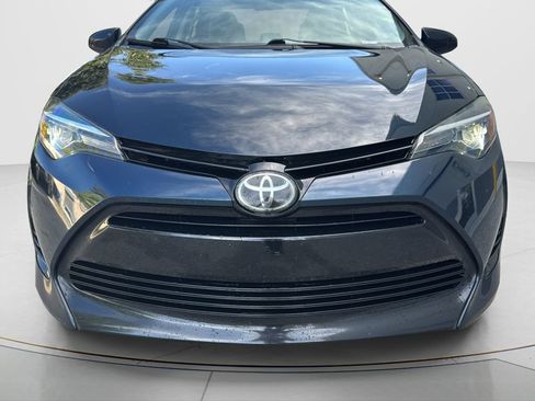 Used 2018 Toyota Corolla LE FWD image 9
